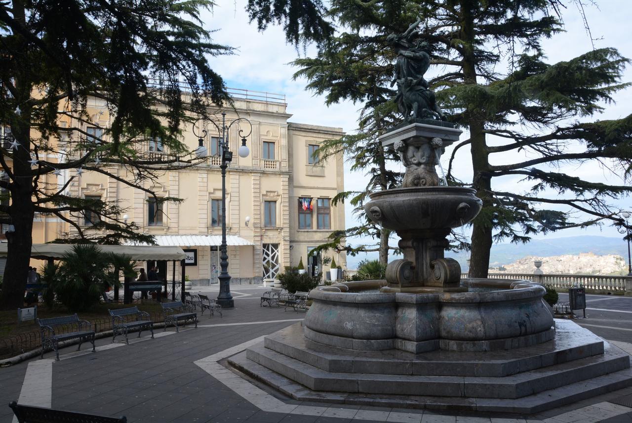 Una Casa Al Belvedere เอนนา ภายนอก รูปภาพ